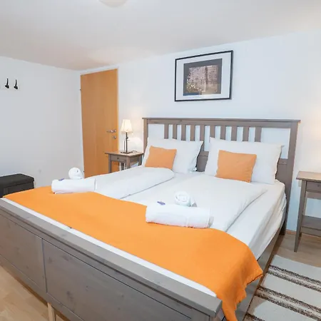 Zum